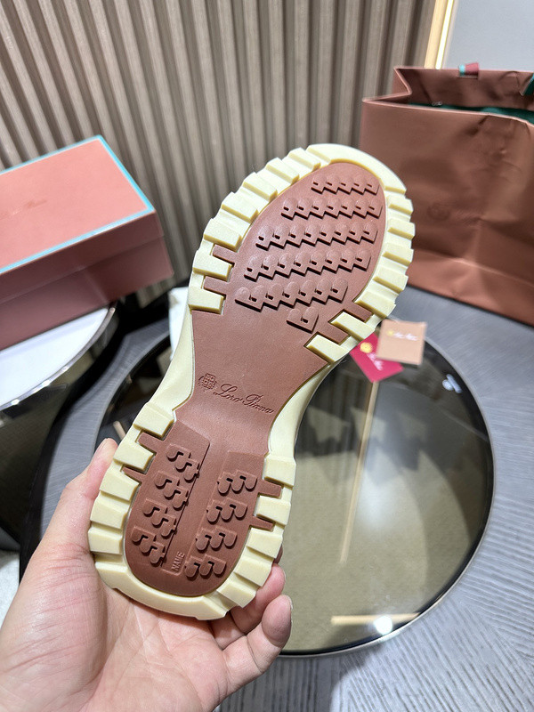 L0r0 P1ana sneaker