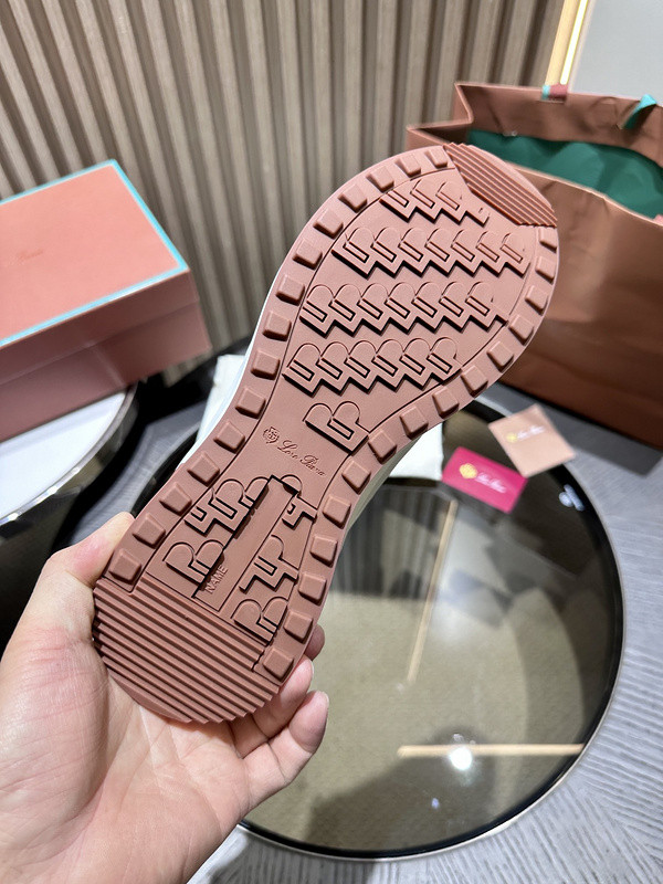 L0r0 P1ana sneaker