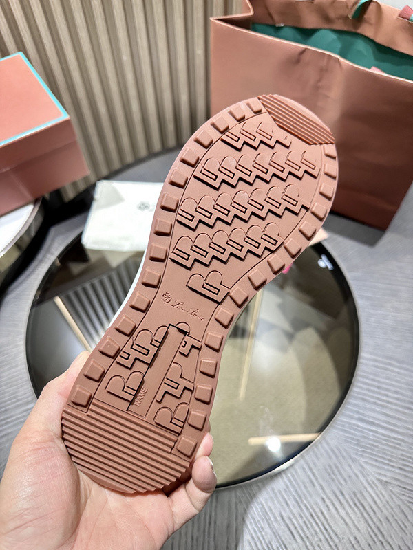 L0r0 P1ana sneaker