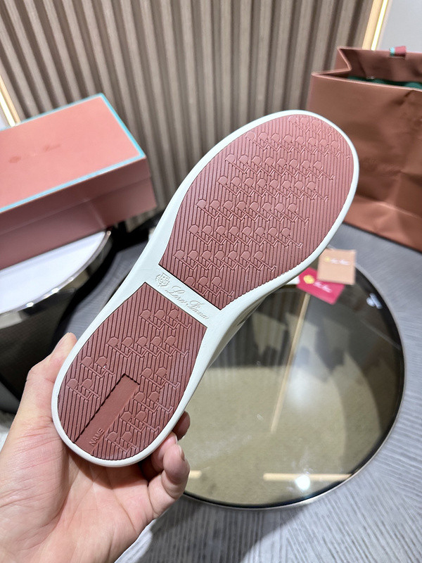 L0r0 P1ana sneaker