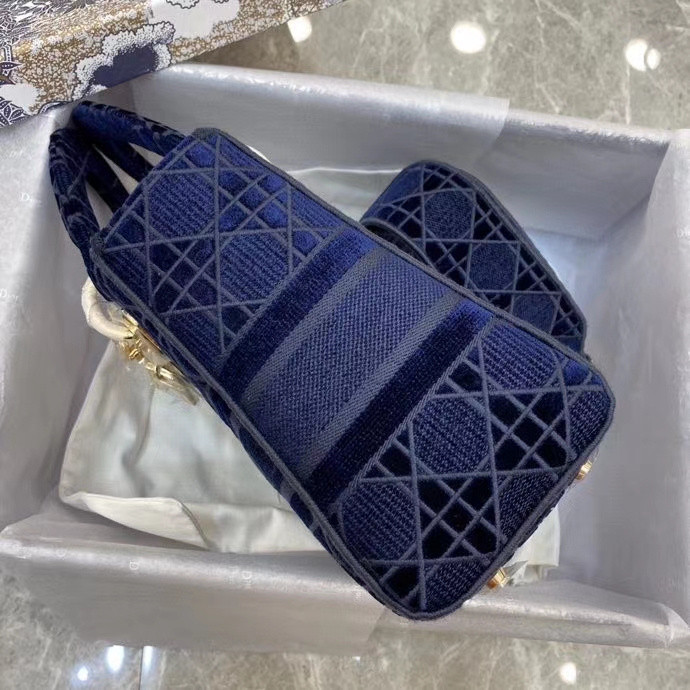 D10r bag