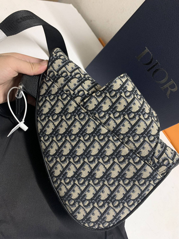 D10r bag