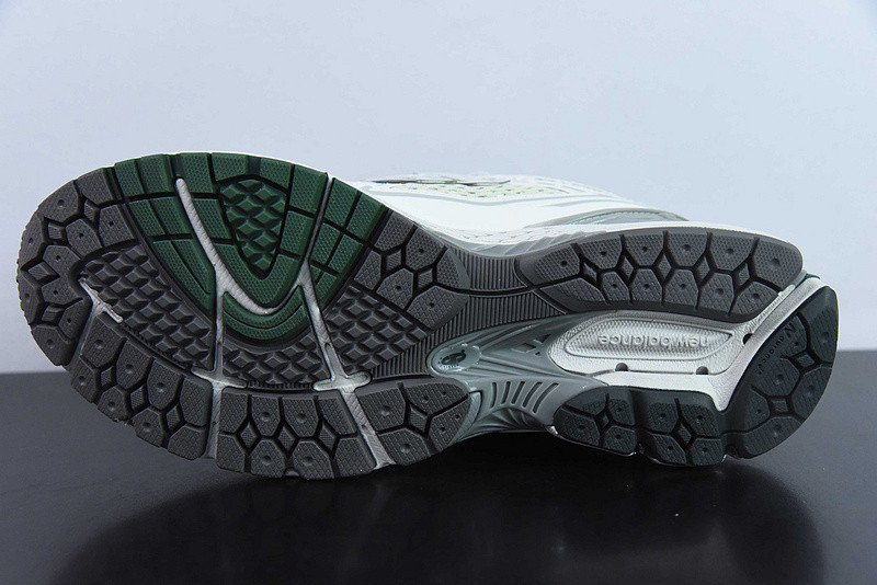 new balance sneaker