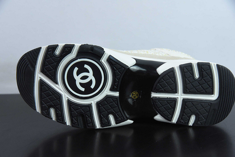 Ch*el sneaker