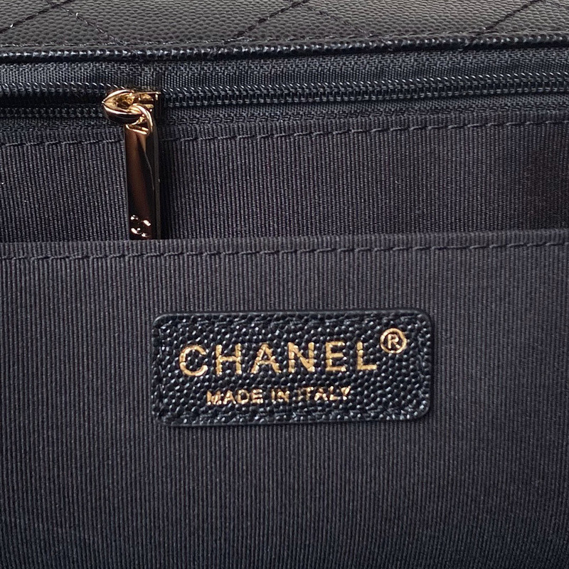 Ch**el purse