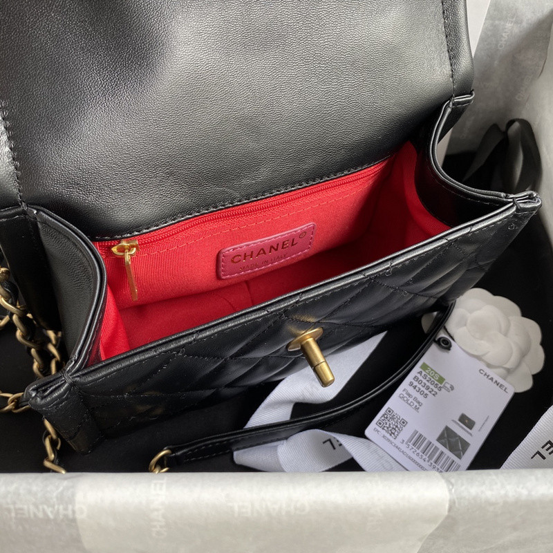 Ch**el purse