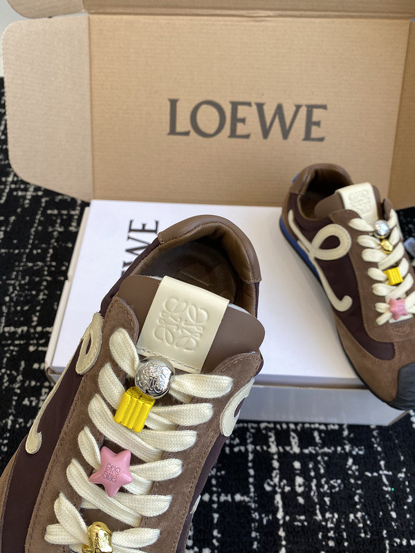 L0ew* sneaker