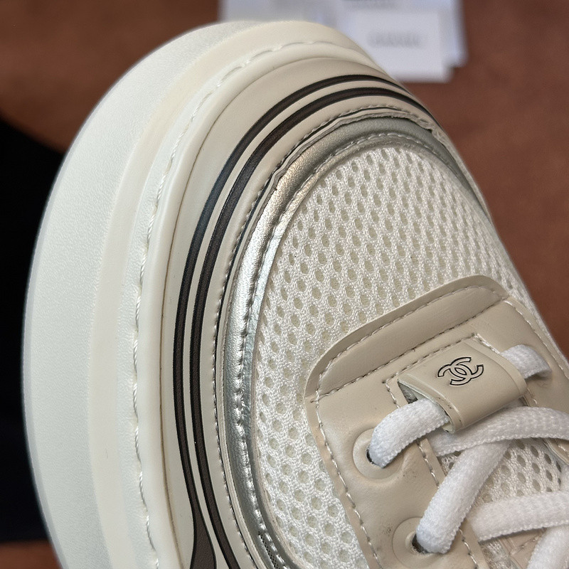 Ch**el sneaker
