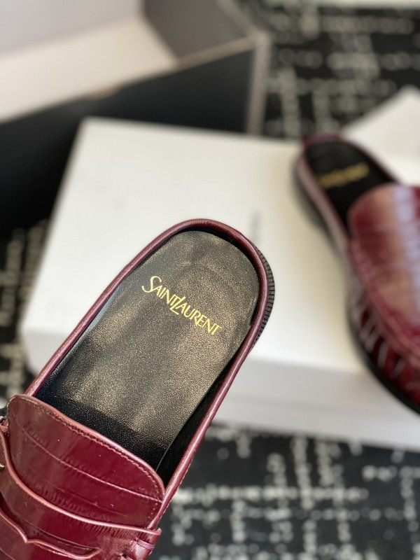 Sa1nt Lau*nt sneaker
