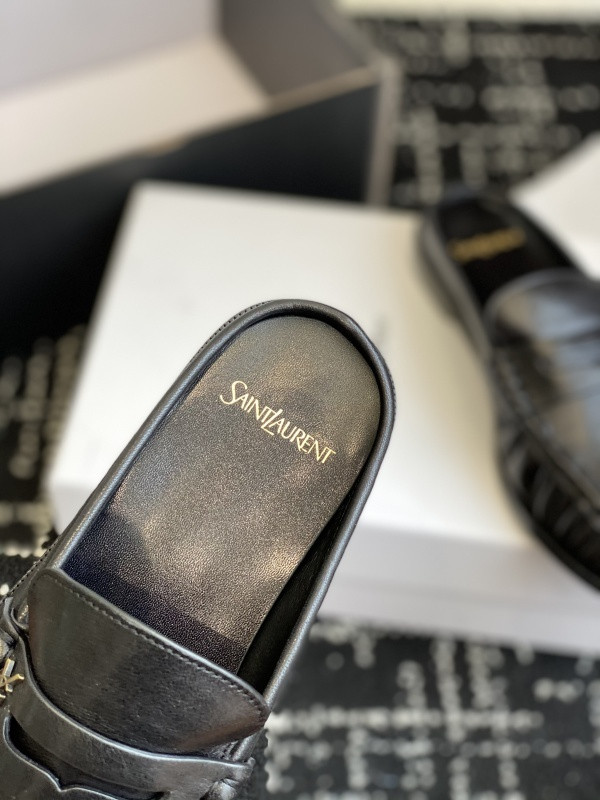Sa1nt Lau*nt sneaker