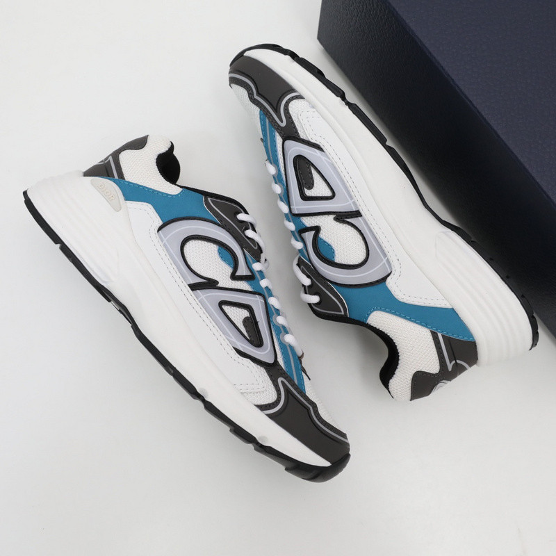 dio* sneaker