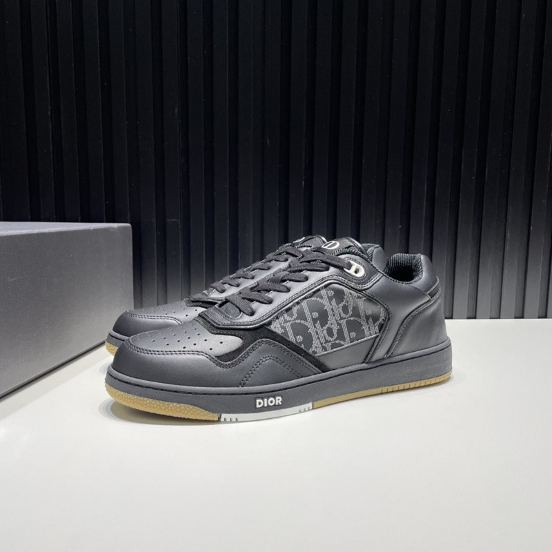 dio* sneaker