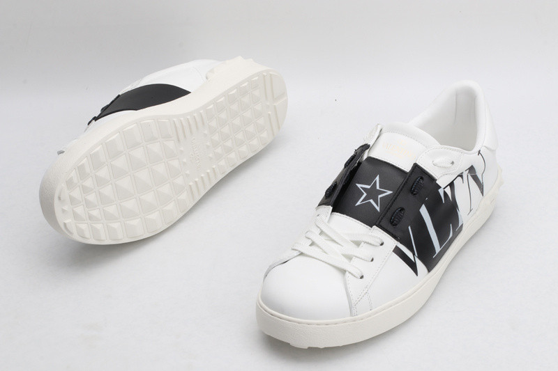 Va1e*ntin0 garavani sneaker