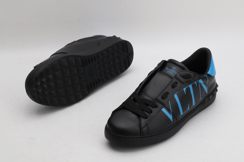 Va1e*ntin0 garavani sneaker