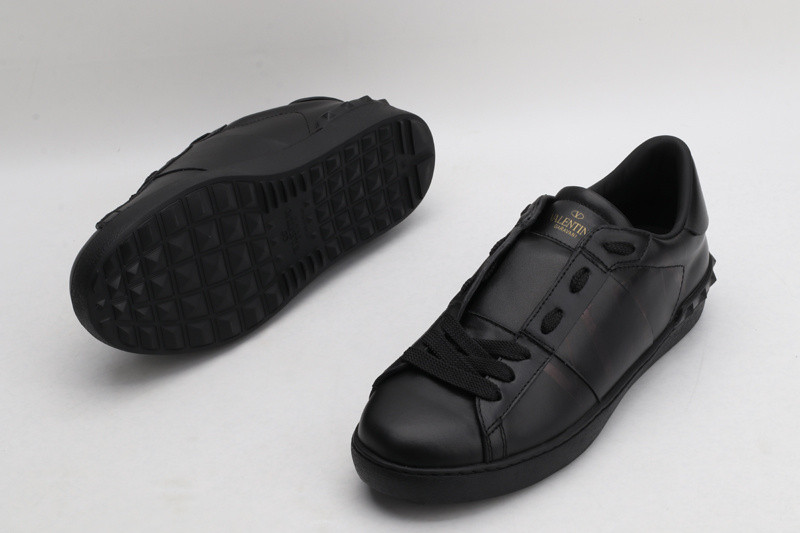 Va1e*ntin0 garavani sneaker