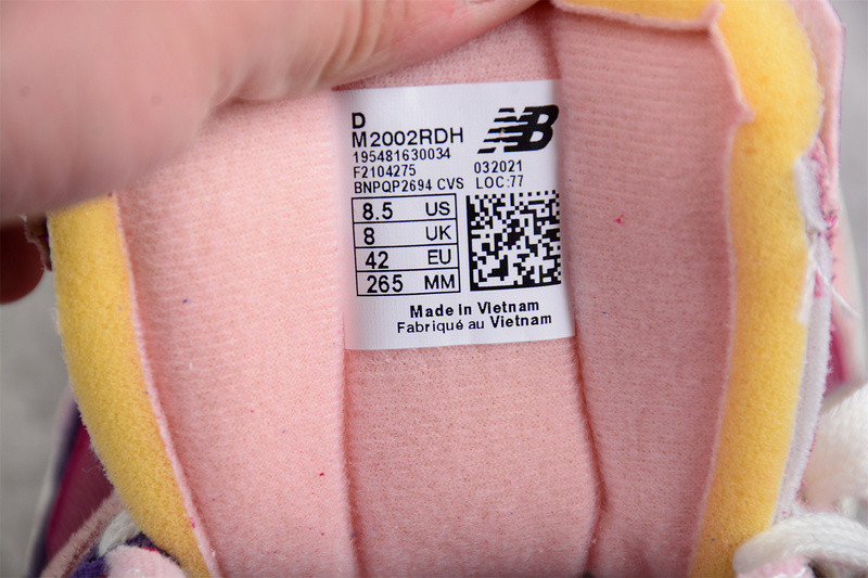 new balance sneaker