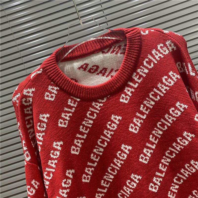 Ba1en*iaga clothes