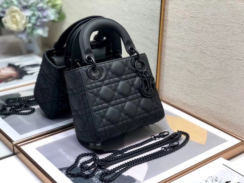D10r bag