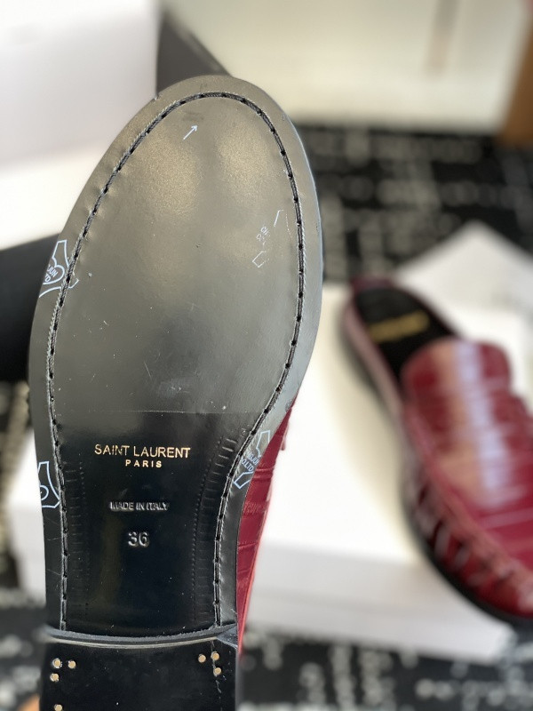 Sa1nt Lau*nt sneaker