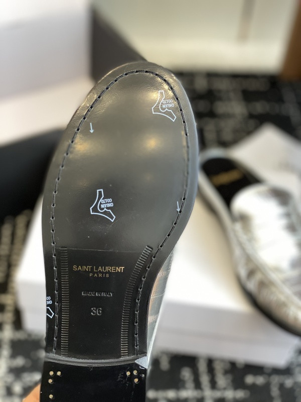 Sa1nt Lau*nt sneaker
