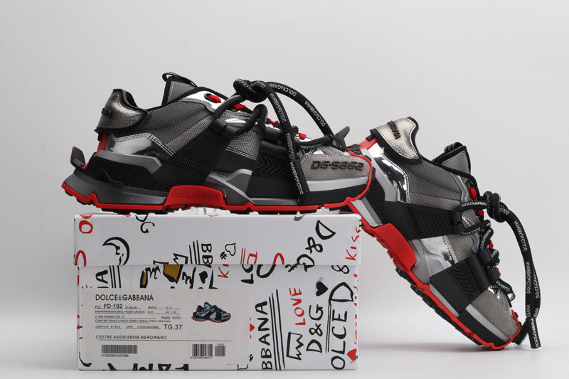 dg sneaker