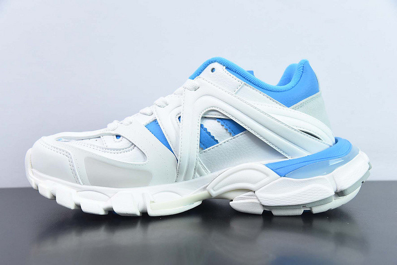 bc track sneaker