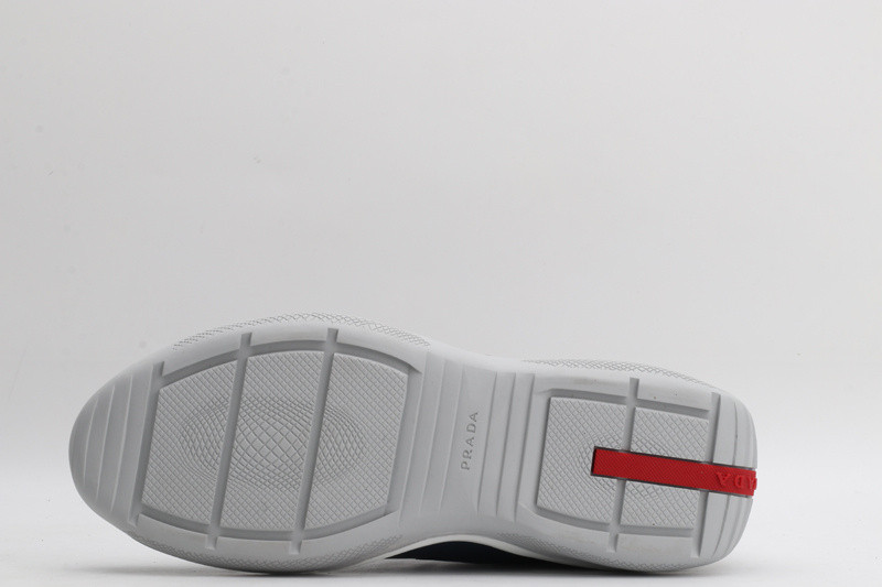 pr sneaker