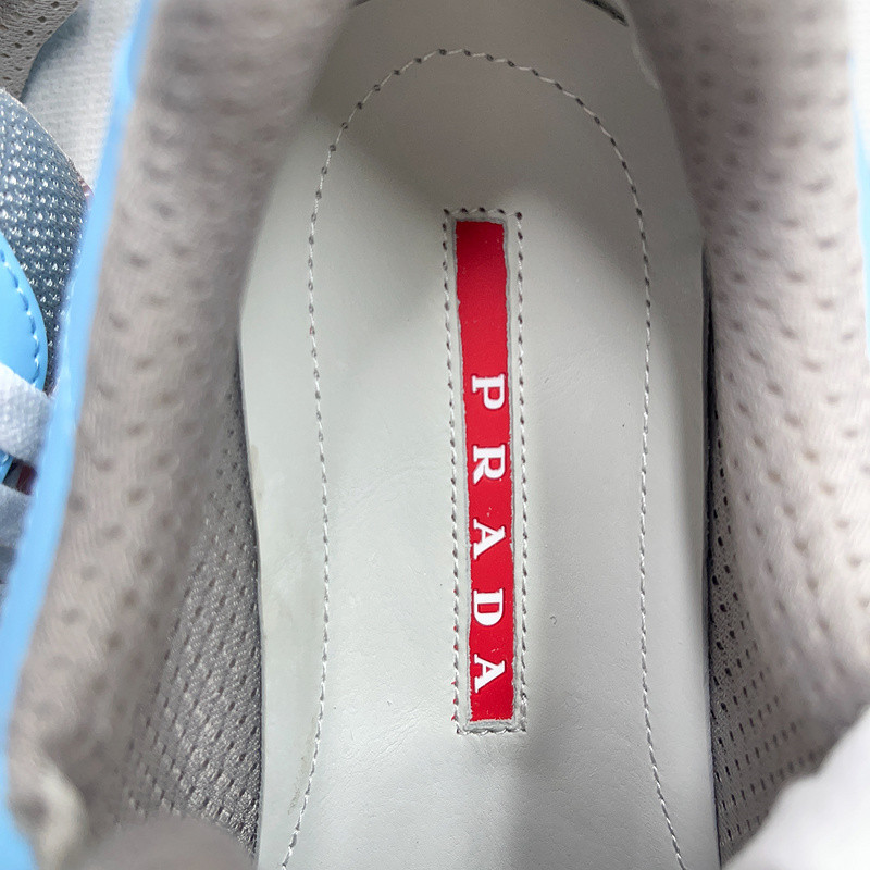 pr sneaker