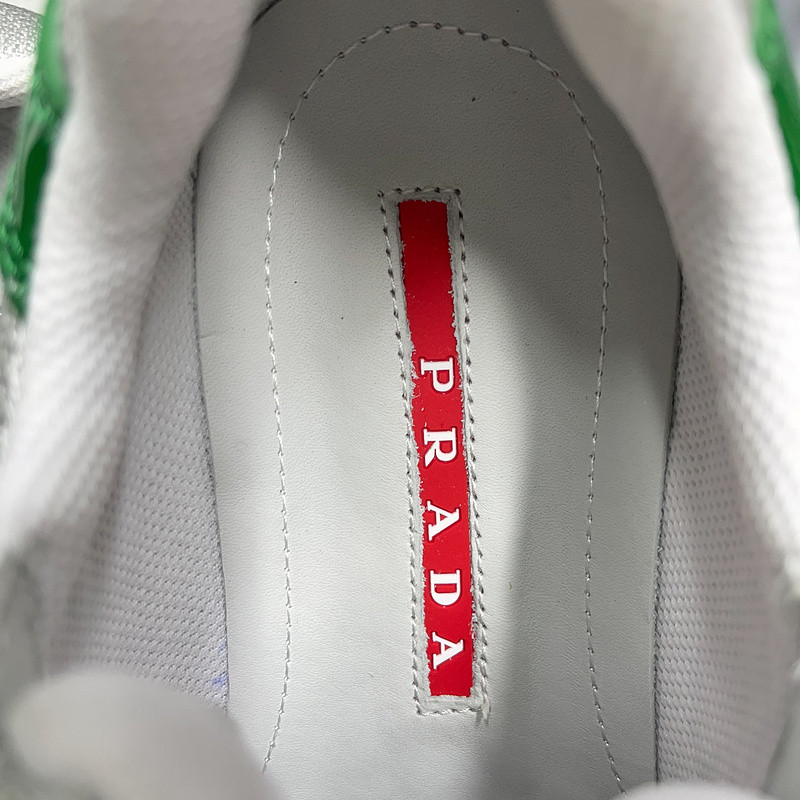 pr sneaker
