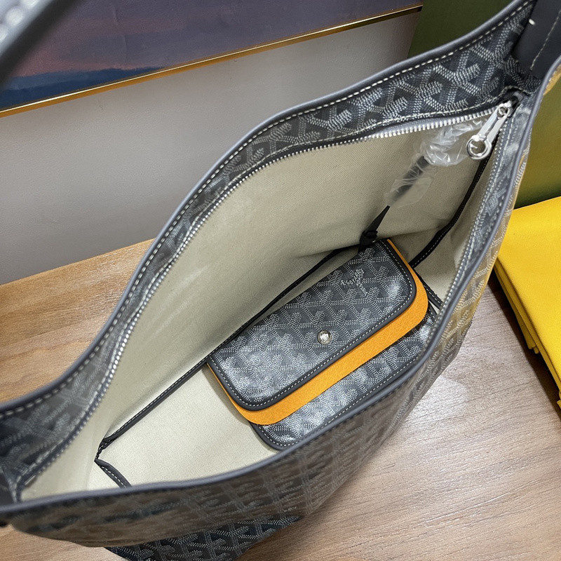G09ard purse