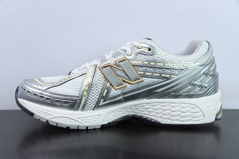 new balance sneaker