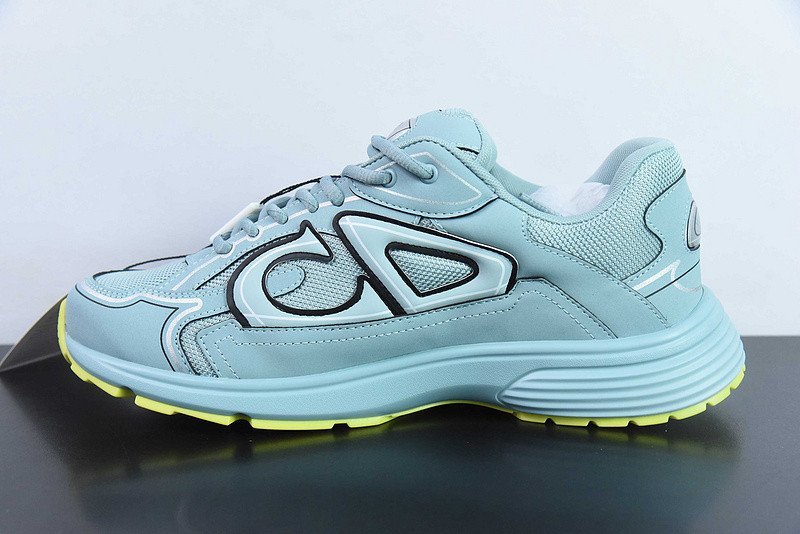 dio* sneaker