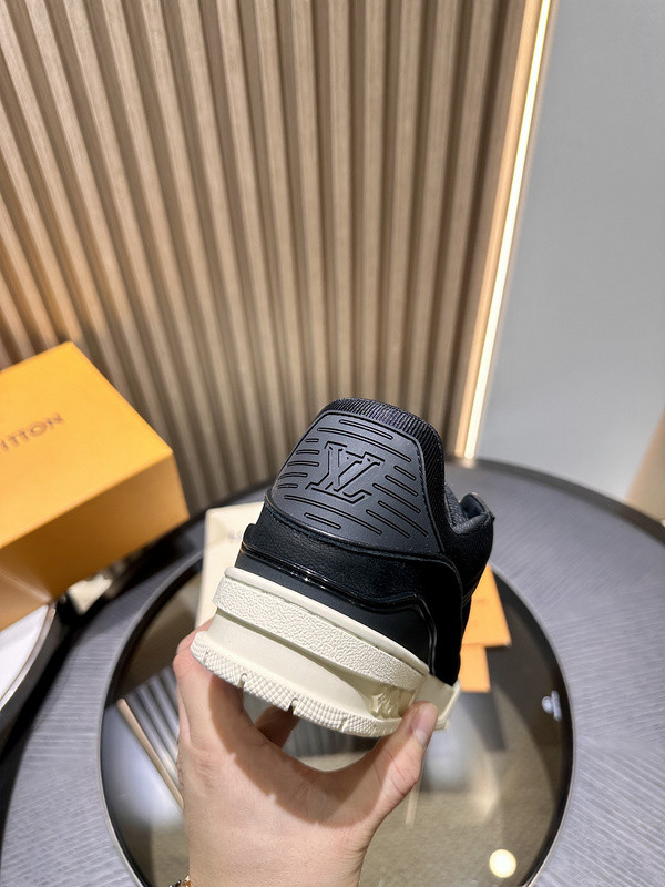 LVT SNEAKERS