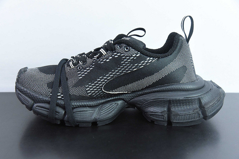 BC 3XL SNEAKER