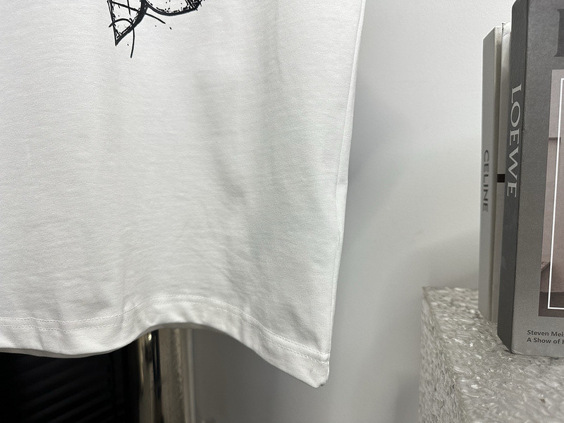 Ba1en*iaga clothes