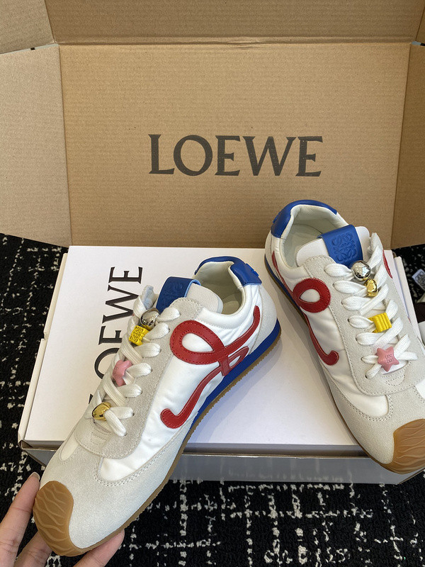 L0ew* sneaker