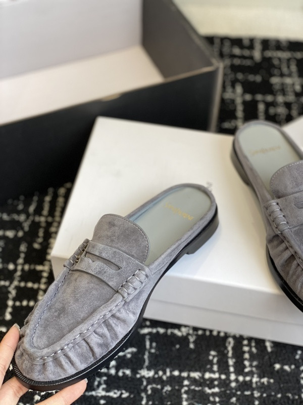 Sa1nt Lau*nt sneaker