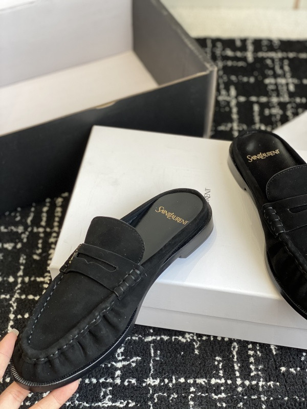 Sa1nt Lau*nt sneaker