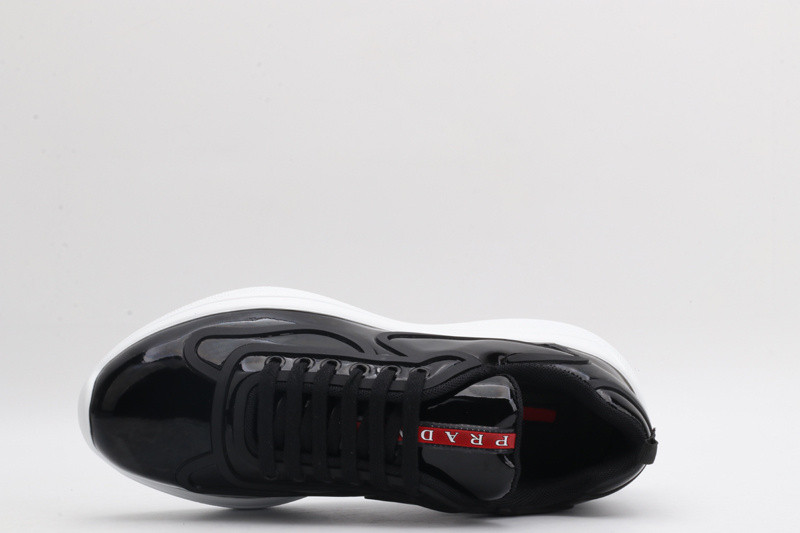 pr sneaker