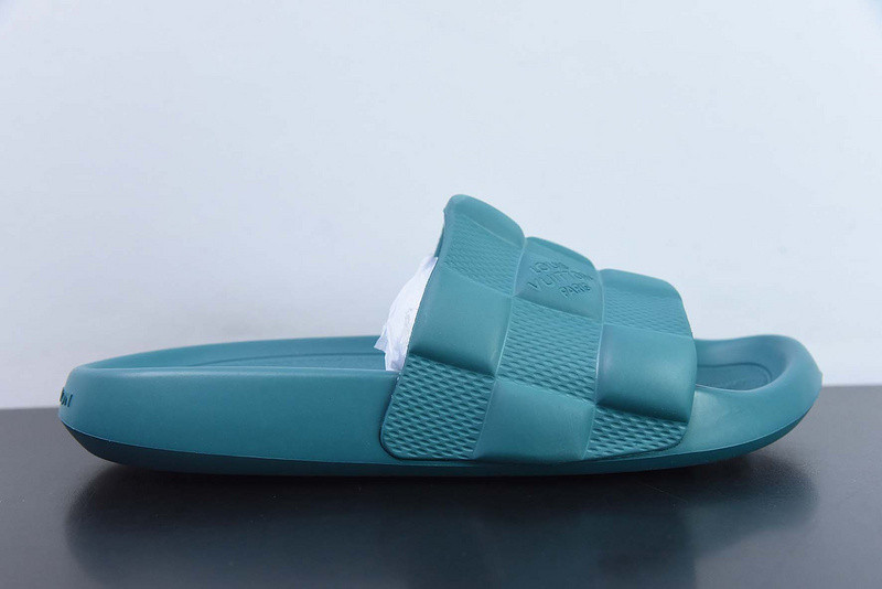lvt sandals
