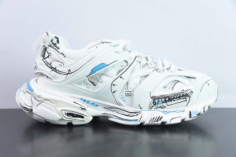 bc track sneaker