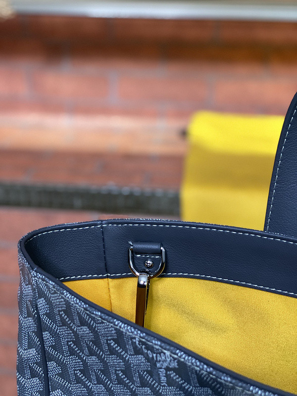 G09ard purse