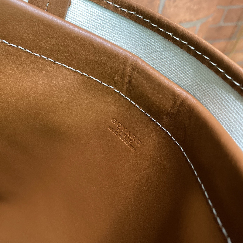 G09ard purse