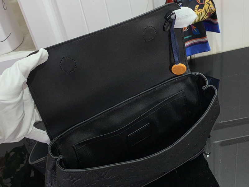 LVT PURSE