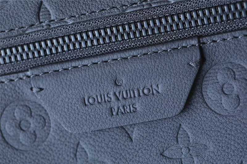LVT PURSE