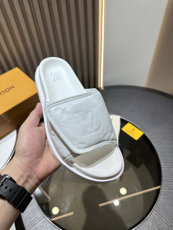 lvt sandals