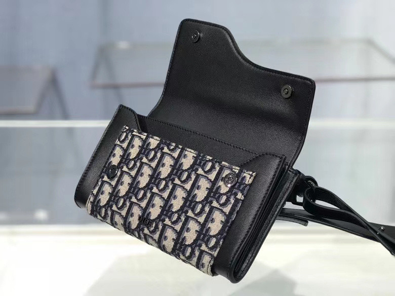 D10r bag