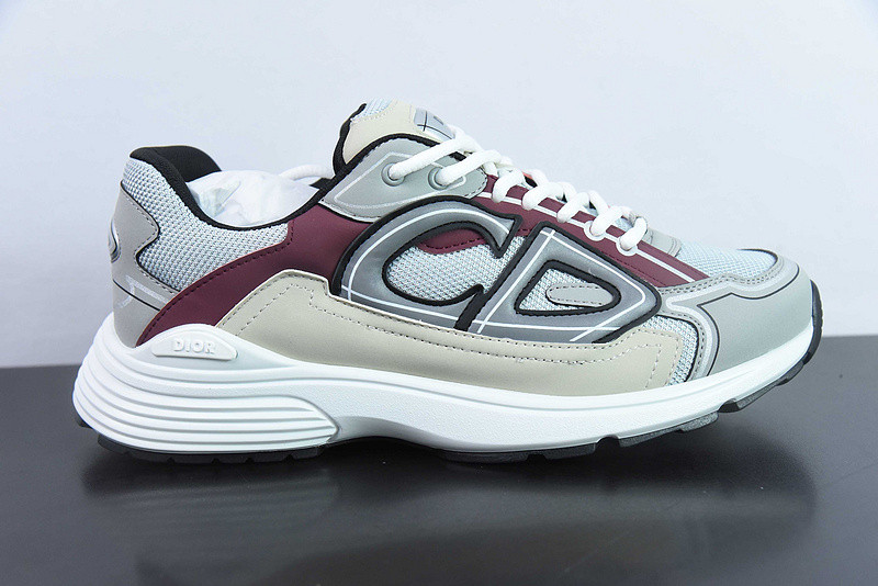 dio* sneaker