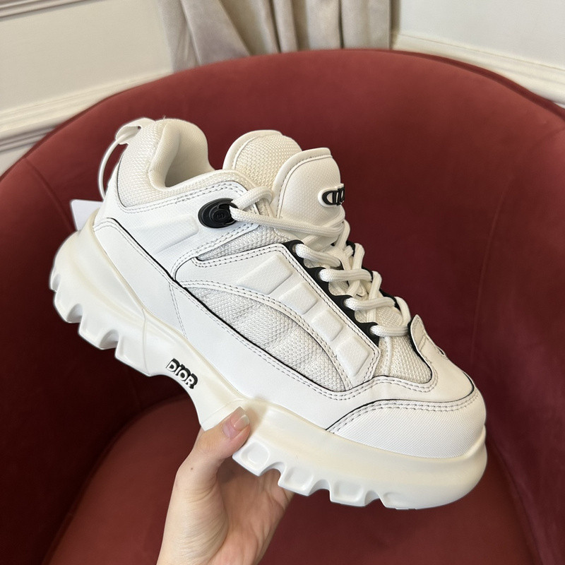 DIO* SNEAKER