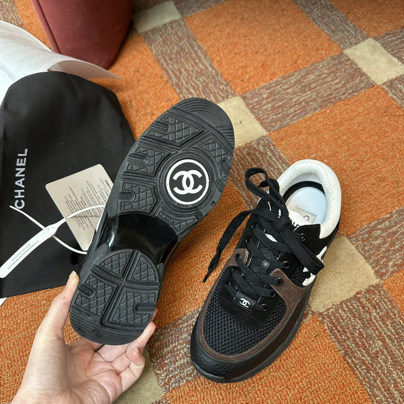 Ch**el sneaker